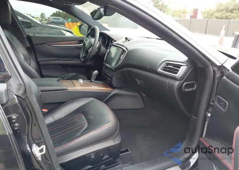 2017 Maserati Ghibli S из США, поврежденный, VIN ZAM57RSA7H1206204